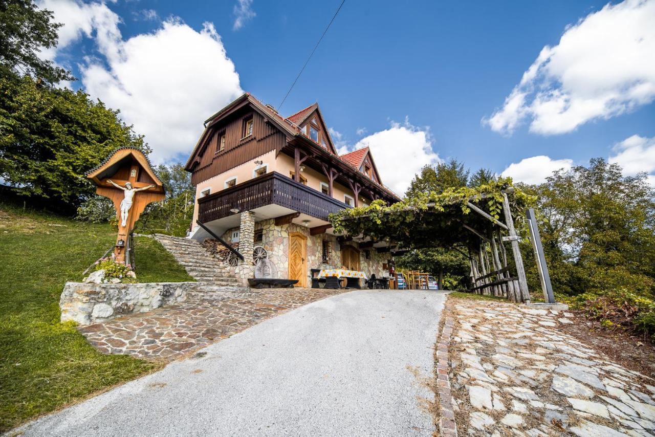 Authentic Countryside Villa With Hot Tub Veliki Kamen Exterior foto
