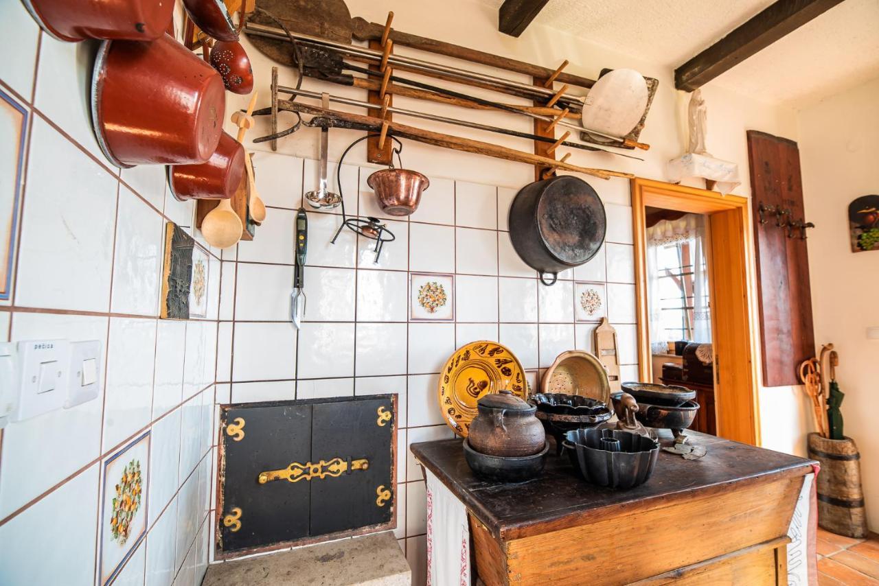 Authentic Countryside Villa With Hot Tub Veliki Kamen Cameră foto